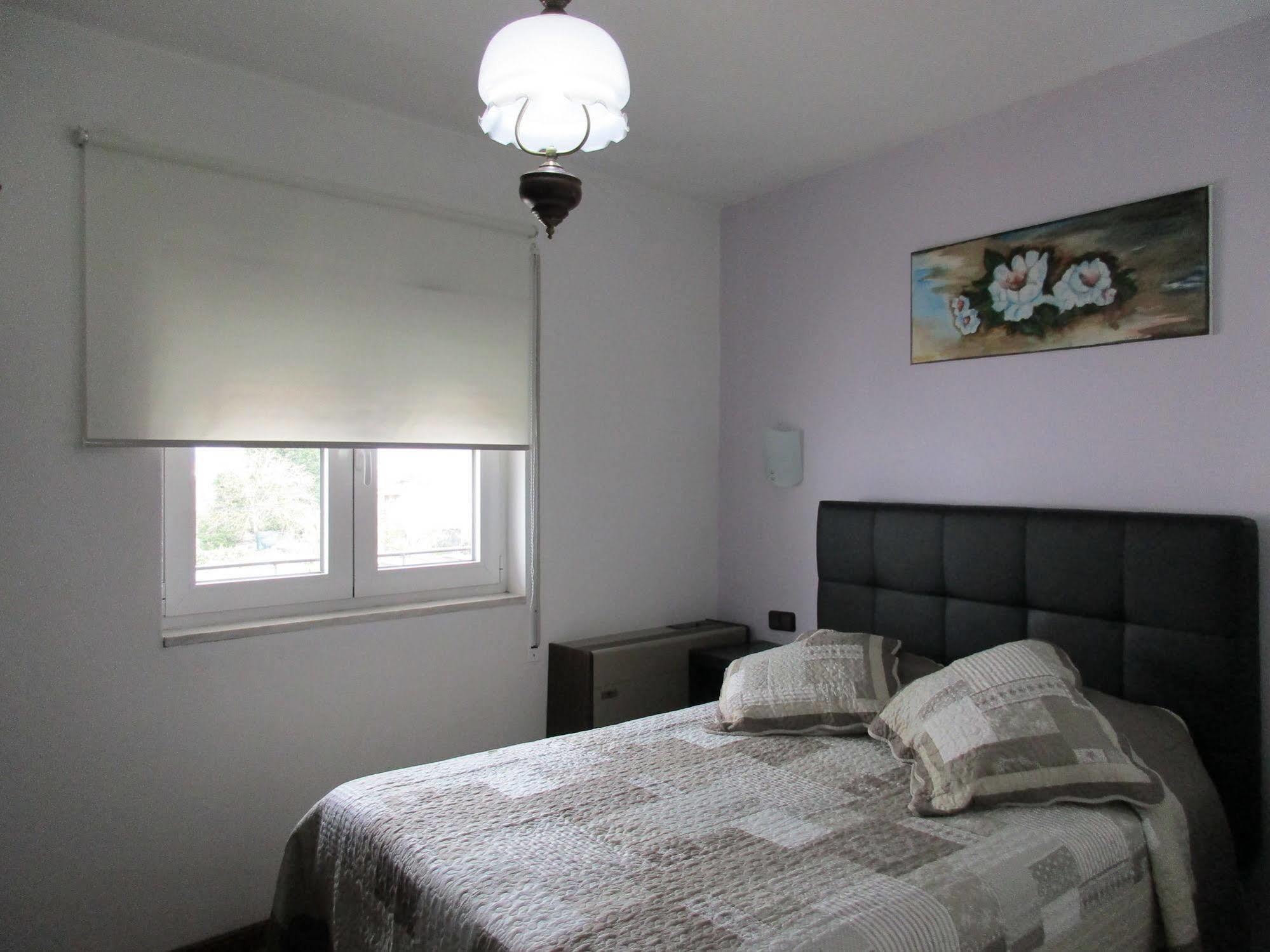 Hotel 4 Estacoes Chaves Bagian luar foto